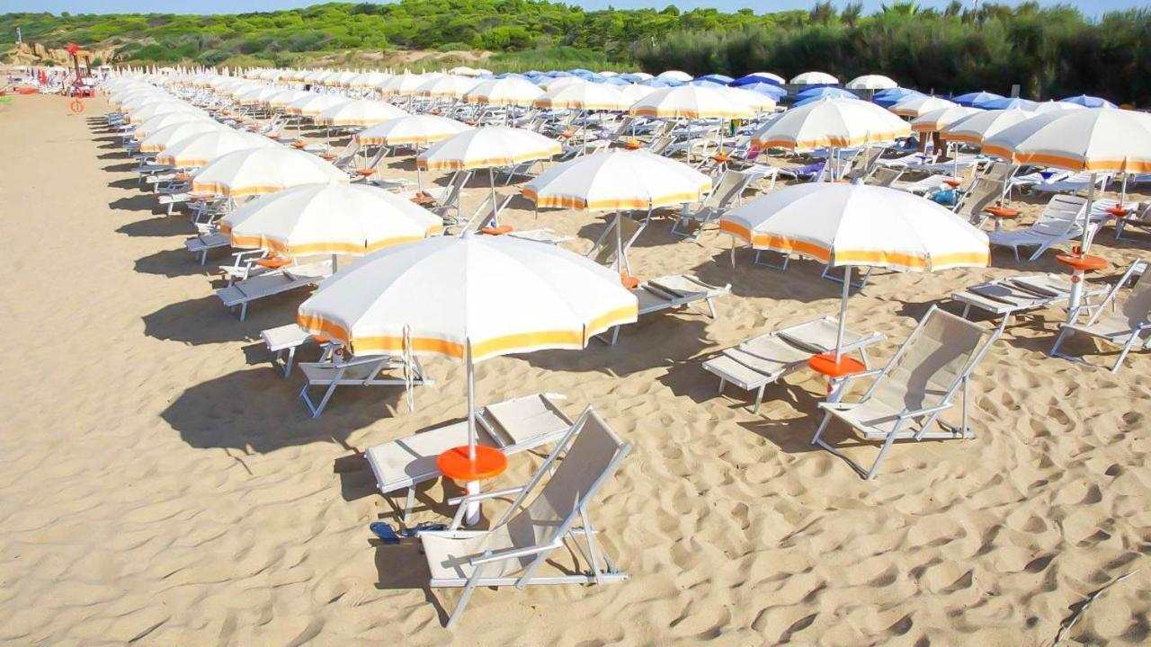 Villaggio Club Baia Dei Gigli Isola Di Capo Rizzuto 外观 照片